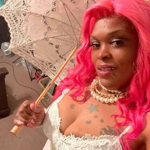 Meet your Posher, Jacqueline